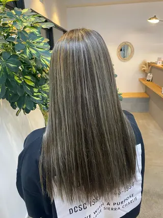 ロング カラー 🌼ハイライト透明感 🌼maiのヘアスタイル