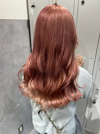 TOMONA👑 GiseL梅田店のヘアスタイル