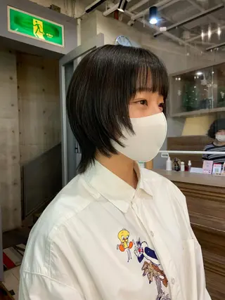 ショート 透明感カラー 大人グレージュ有村のヘアスタイル