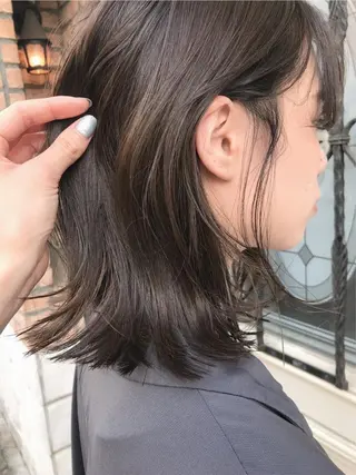 ミディアム カラー botan🪽 ARISAのヘアスタイル