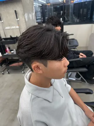パーマ メンズ WAVEY2 ft.fifth MENS SALON 横浜西口店所属・井出 超月のヘアスタイル