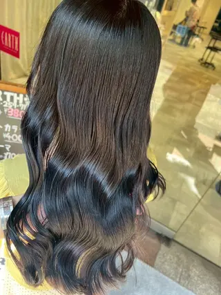 ミディアム 大川 有香のヘアスタイル