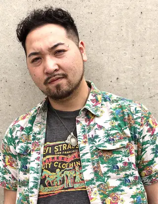 ショート パーマ THE AWESUM所属・メンズスタイル強化中 TONNY(トニー)のヘアスタイル