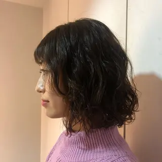 ミディアム パーマ 中井 一葉のヘアスタイル