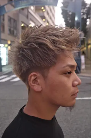 ショート メンズ HIRO .のヘアスタイル