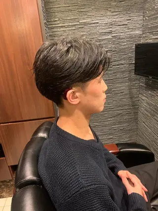 メンズ HIRO  GINZA   PREMIUMBARBER パレスホテル東京店所属・行平 成穂のヘアスタイル