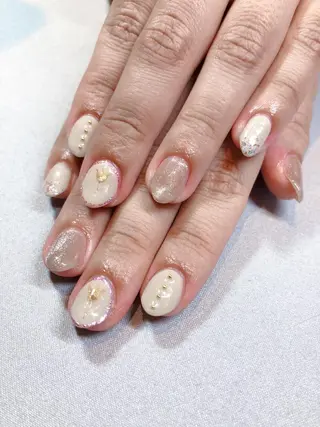 ネイル iiloo aromaworksのネイルデザイン