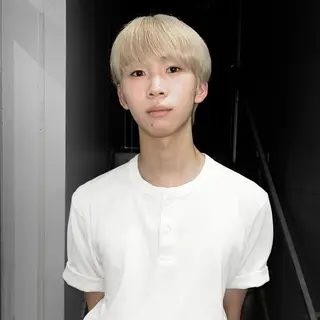 ショート カラー メンズ cope’u ROWEN所属・🪽デザインカラー/ ブリーチ/陽向🪽のヘアスタイル