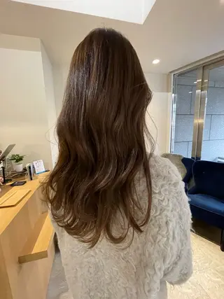 ロング 《PARAGO緑橋》 内田美結のヘアスタイル