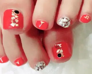 ネイル 木槿所属・吉冨 光恵のネイルデザイン