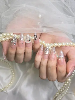 ネイル ビジュード ネイルのネイルデザイン