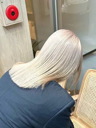 セミロング カラー ブリーチカラー💫 Miku🫶🏻のヘアスタイル