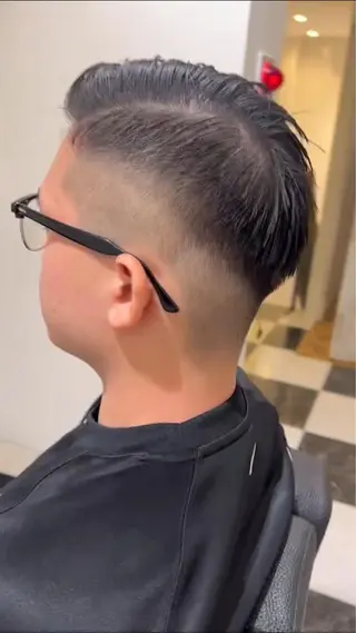 ショート メンズ ルシードスタイル クリザンテーム所属・佐藤 睦月のヘアスタイル