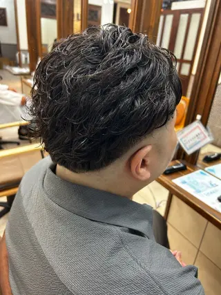 パーマ メンズ特化/カット: スパ🔥REO🔥のヘアスタイル
