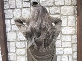 ロング カラー パーマ ヘアアレンジ メンズ キッズ ネイル マツエク・マツパ OAK 兵庫所属・OAK 兵庫のヘアスタイル