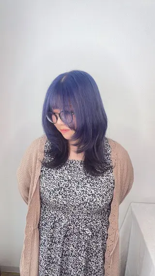 ミディアム カラー 萩原 加帆のヘアスタイル