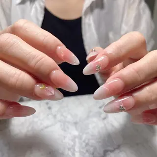 ネイル ラッキー 玲奈のネイルデザイン