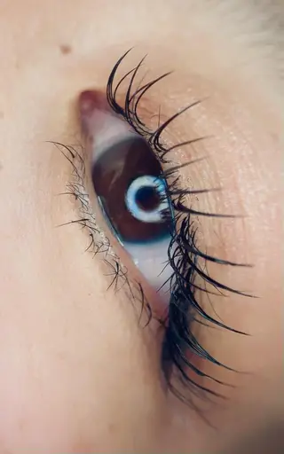 マツエク・マツパ irie hair &　eyelash所属・irie(ｱｲﾘｰ) hair&eyeのマツエク・マツパデザイン