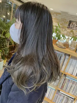 ロング LIBRO所属・Moca 〰️のヘアスタイル