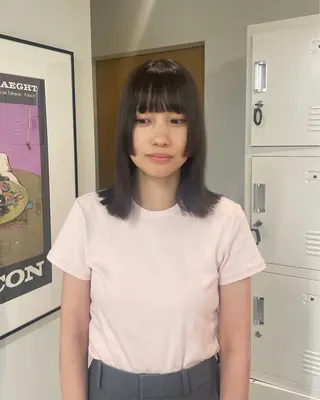 ミディアム MARI ｟津田沼駅｠のヘアスタイル
