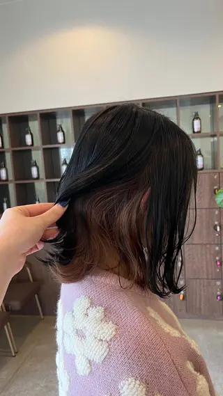 カラー 服部 沙弥佳のヘアスタイル