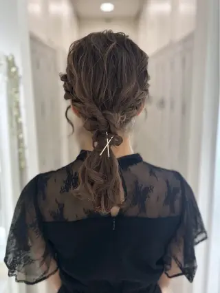 ミディアム カラー パーマ ヘアアレンジ キッズ CHIHIRO🤍 色っぽ韓国ヘアのヘアスタイル