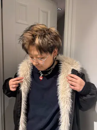 ショート カラー 【派手髪】【個性派】 lilica💫⚡️のヘアスタイル