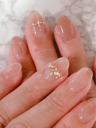 ネイル studio bello所属・studio belloの眉毛・アイブロウイメージ