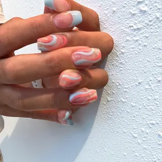 ネイル nail salon　Natural Cure所属・平井 彩香のネイルデザイン