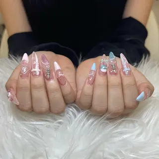 ネイル anh nail anne🤍のネイルデザイン