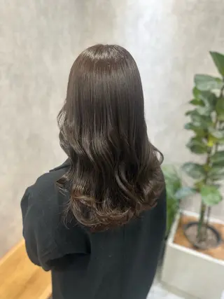 セミロング MOURI CHISATOのヘアスタイル