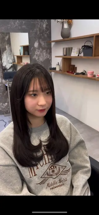 セミロング レイヤーカット/韓国 ヘア/LILICAのヘアスタイル