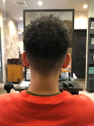 ショート カラー特化 横川　翔希のヘアスタイル