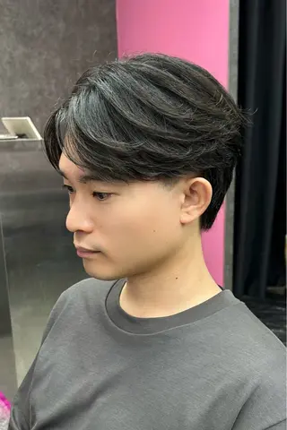 ショート カラー メンズ メンズ専門 スタイリスト前田雄輝のヘアスタイル