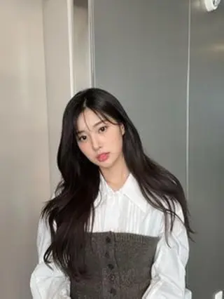 カラー ロング 🤍韓国大人っぽ ベージュMAI🤍のヘアスタイル