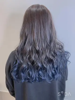 ロング カラー 店長ハイトーンカラー 柞山史奈のヘアスタイル