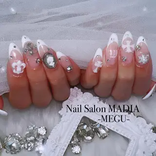 ネイル MADIA藤沢所属・MADIA MEGUのネイルデザイン