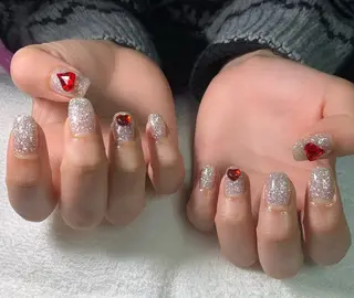 ネイル MHR nailのネイルデザイン