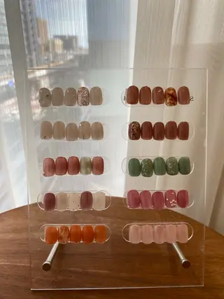 ネイル M. SHIMAMURAのネイルデザイン