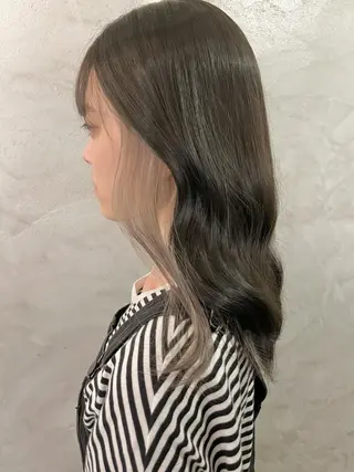 セミロング カラー FUJINO RYOのヘアスタイル