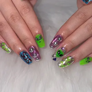 ネイル 👽個性派ネイル🎀 komachiのヘアスタイル