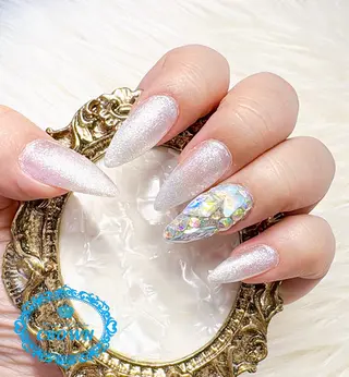 ネイル CROWN プライベートサロンのネイルデザイン