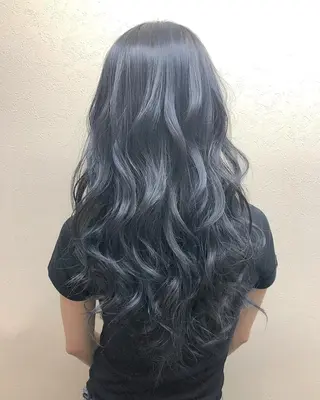 ロング ヤマグチ ヒカルのヘアスタイル