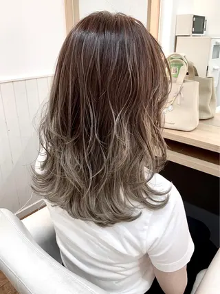 ミディアム カラー Luce所属・奈良 優輝のヘアスタイル