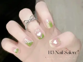 セミロング H3 ネイル サロンのネイルデザイン