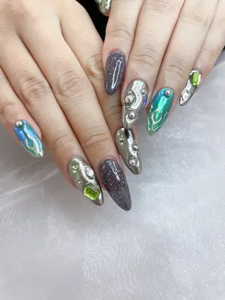 ネイル 五十嵐 美智のネイルデザイン