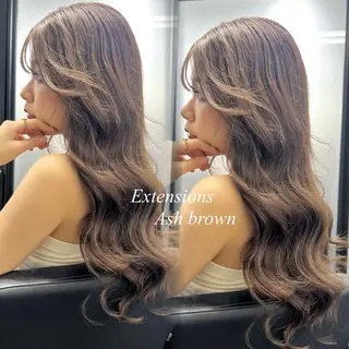 ロング カラー シールエクステ特化 ハイトーン、NANAのヘアスタイル