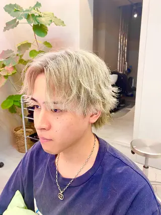 ショート カラー メンズ 透明感・ハイトーン・ 艶カラー/若林のヘアスタイル