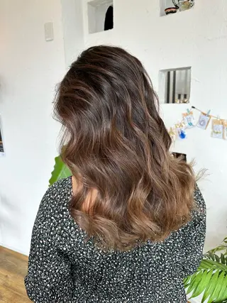 ロング カラー 🌸小掛🌸 豊橋外国人風カラーのヘアスタイル