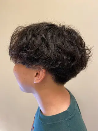 ショート パーマ メンズ mulum所属・オタク美容師🎮 AKARIのヘアスタイル